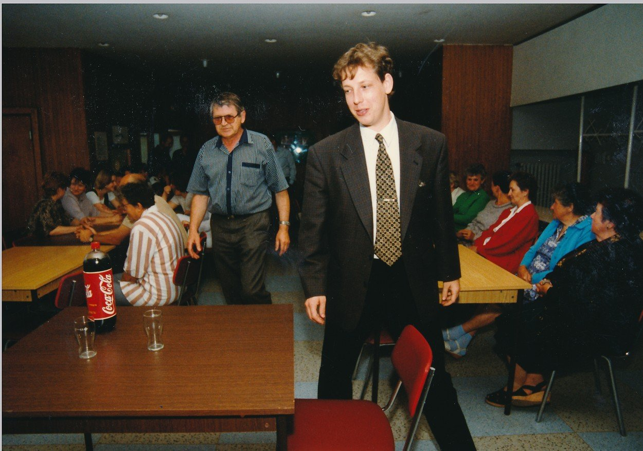 Člen posádky Zemáku byl i zesnulý český politik a právník Stanislav Gross.