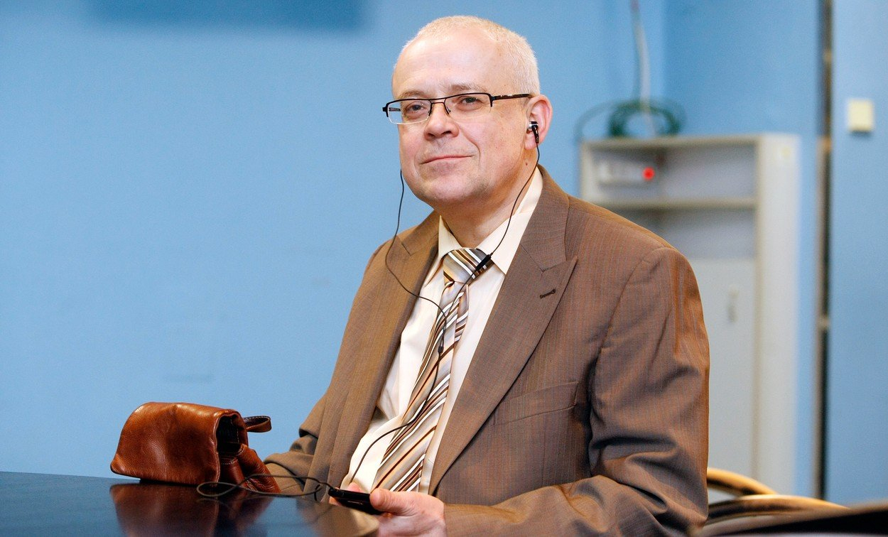 Expremiér Špidla je důchodový rekordman. S největší pravděpodoností je jedním ze dvou nejlépe placených seniorů v Česku, dost možná tím nejlépe placeným.