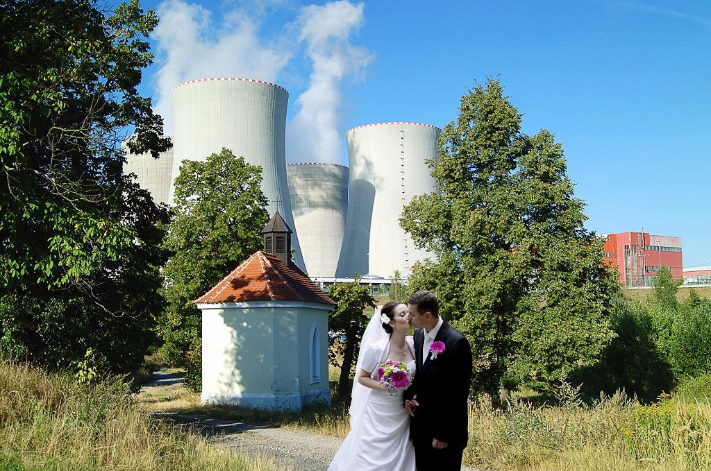 Samozřejmě až po svatbě...