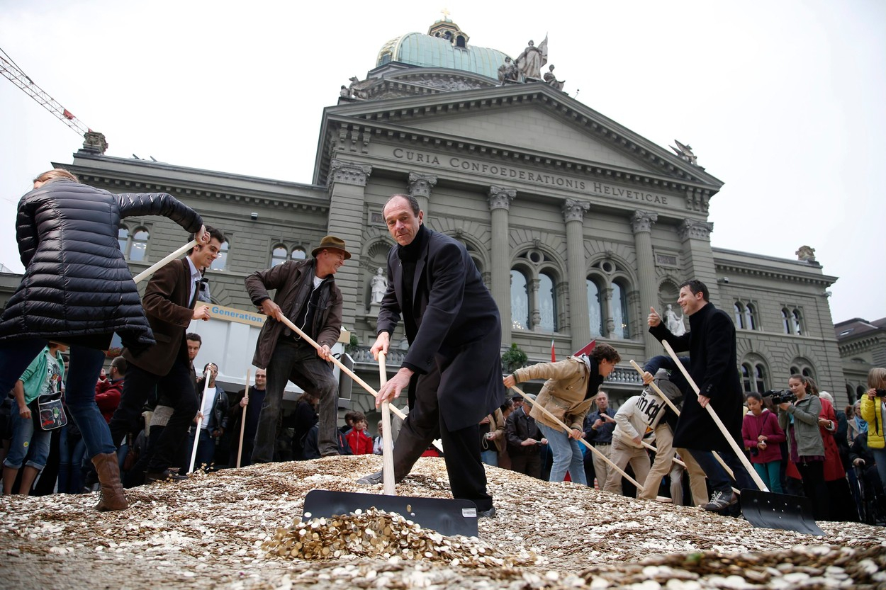 Zatímco v Národní radě příspěvky podpořila menšina levicových poslanců, Rada států návrh smetla
