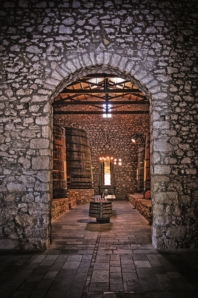 Ostrov Samos, hlavní město stejného jména a v něm půvabné muzeum proslulého samoského vína.