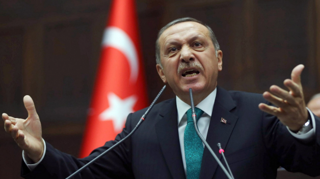 Erdogan si upevnil moc a brzy zamíří do Bílého domu upevňovat vztahy s USA.