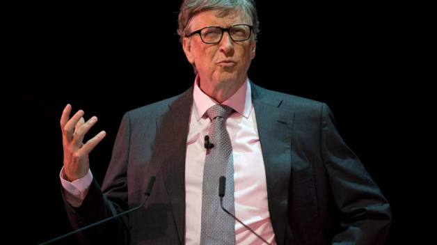 Bill Gates je jako nejbohatší člověk na světě obrovským filantropem. Zároveň si ale uvědomuje, že bezbřehé vítání uprchlíků je neudržitelné a jedná se o cestu do pekel.