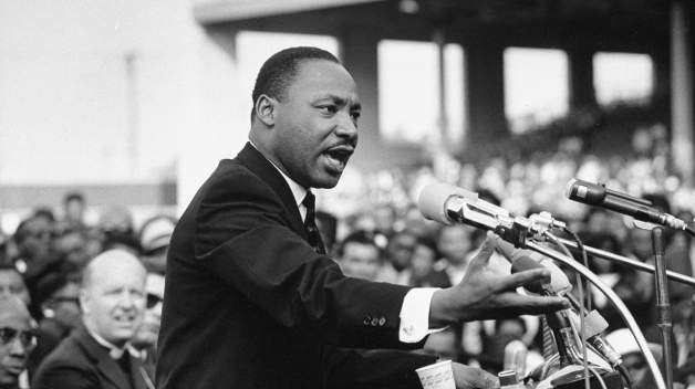 Kněz Martin Luther King junior se stal jednou z nejvýznamnějších postav v boji za rasovou rovnoprávnost. Jeho projev před 60 lety změnil svět.