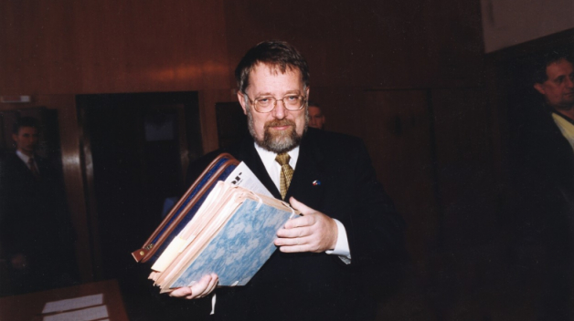 Ministr bez portfeje Jaroslav Bašta.