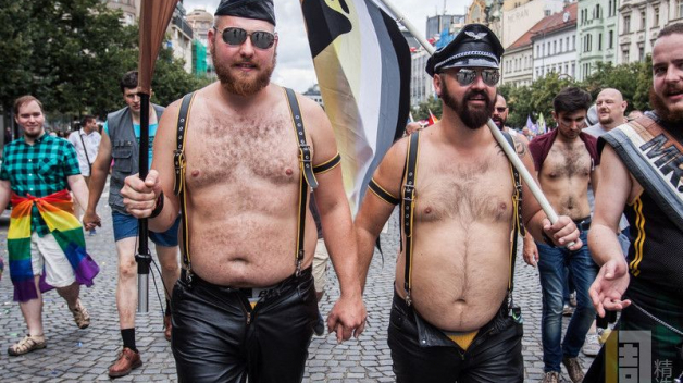 Konečně mají homosexuálové respekt u široké veřejnosti. To vše díky Prague Pride.