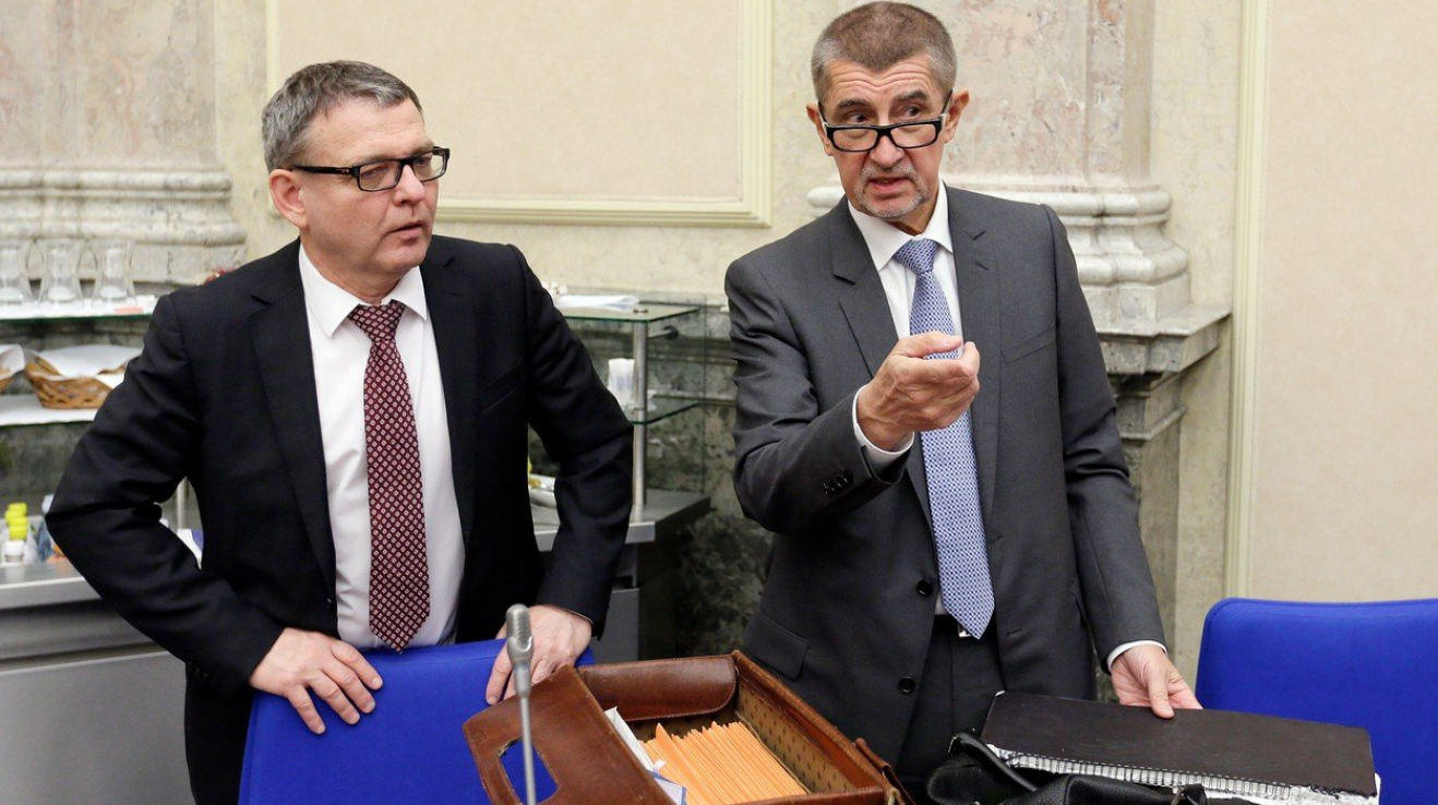 Dva týdny před volbami se mezi volebními lídry ČSSD a hnutí ANO rozhořel další koaliční spor. Ten se týká těžby lithia.