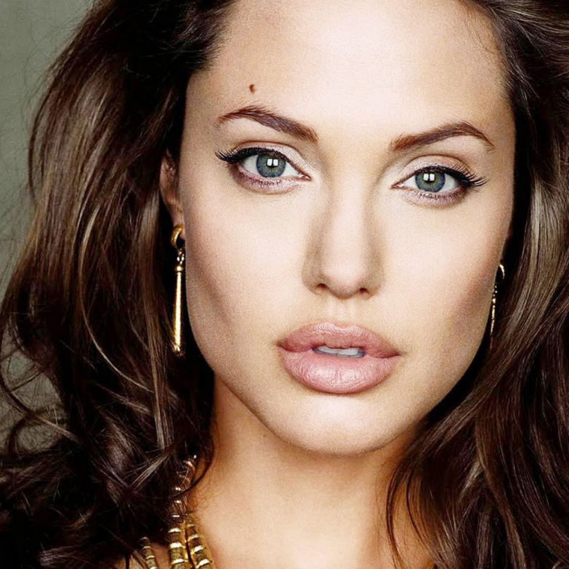 Angelina Jolie