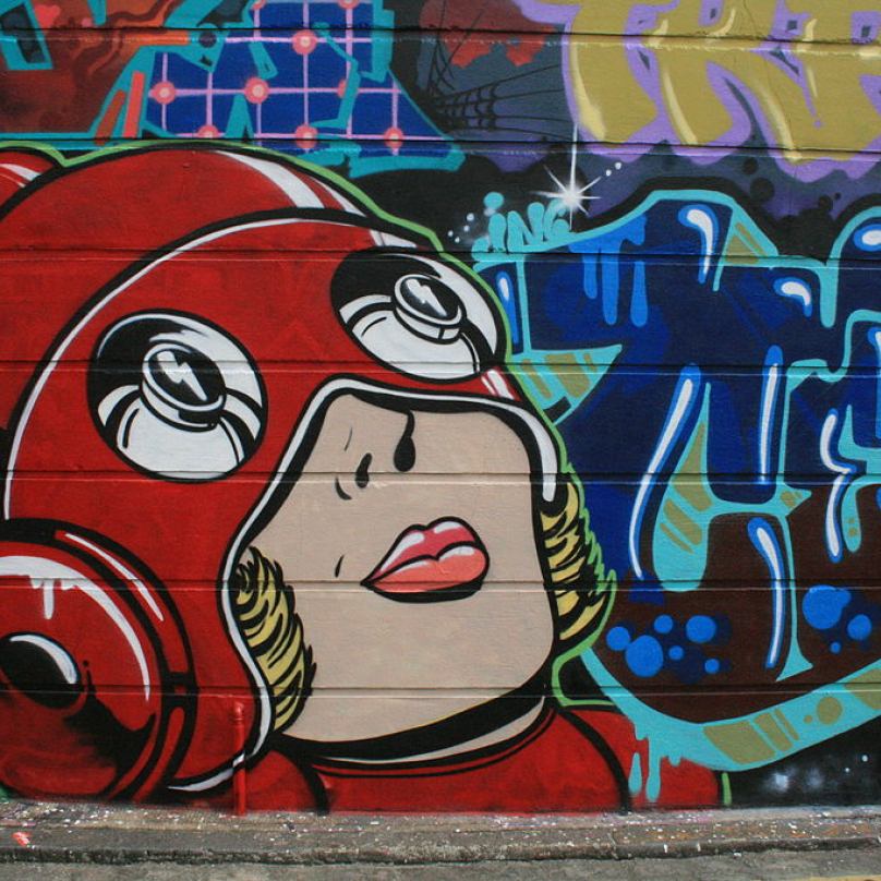 I Londýn má svou graffiti scénu. Prázdné zdi ve čtvrti Shoreditch posloužily jako "plátno" pro mnoho nástěnných maleb.