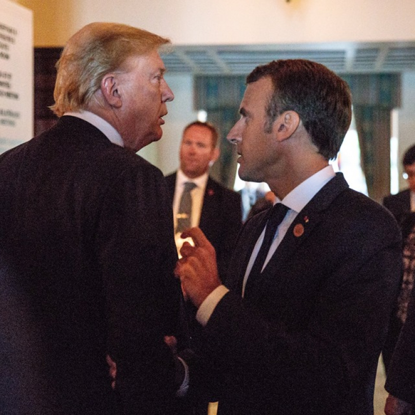 Setkání Trumpa s Macronem