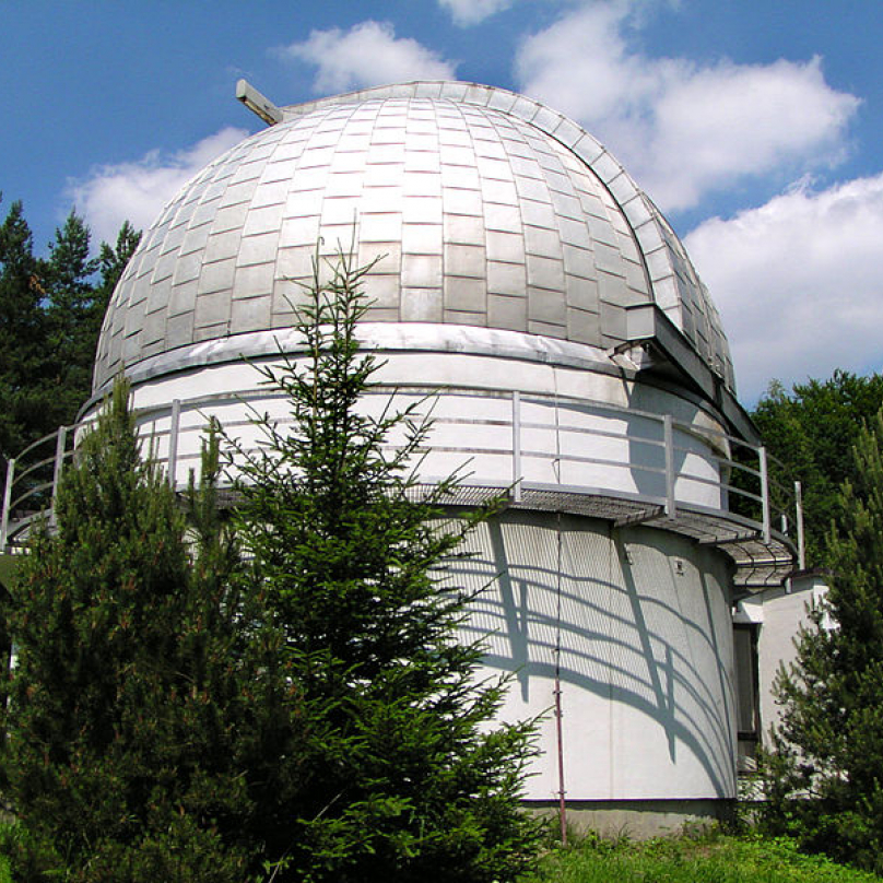 Kopule dalekohledu v Ondřejově.