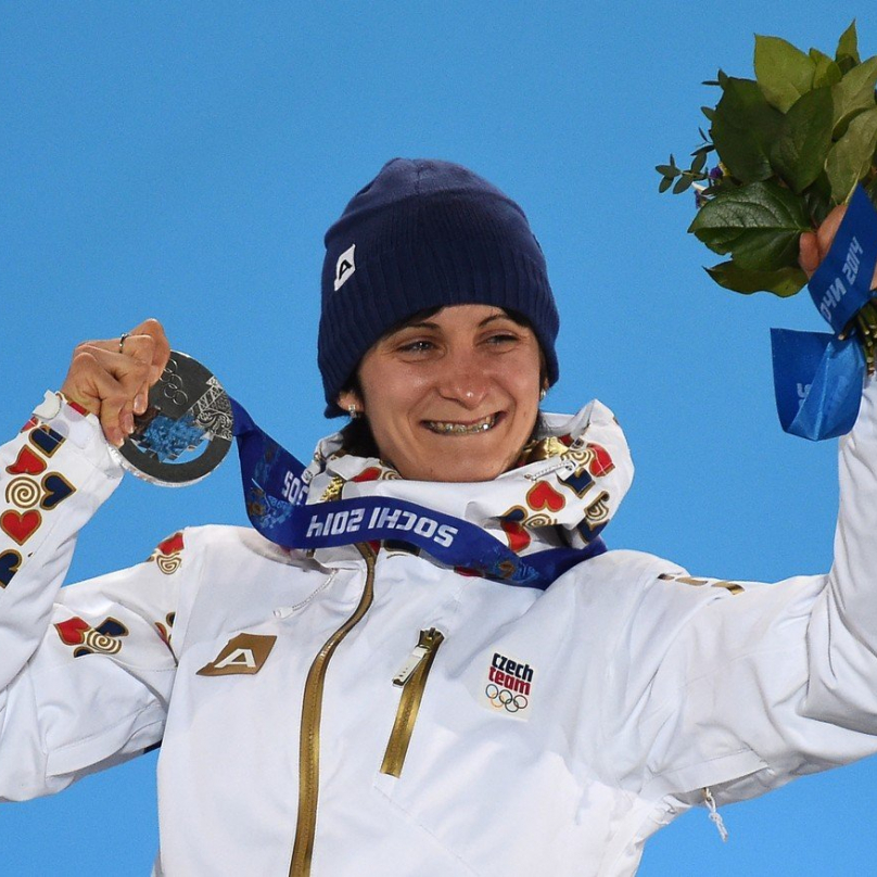 Martina Sáblíková je díky svým neuvěřitelným olympijským úspěchům považována za český národní sportovní poklad.