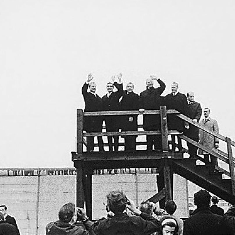 Richard Nixon a jeho návštěva Berlínské zdi.