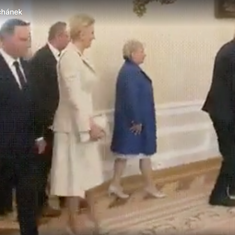 Prezident Zeman Se Opet Zachoval Jako Totalni Hulvat Prekvapuje To Jeste Nekoho G Cz