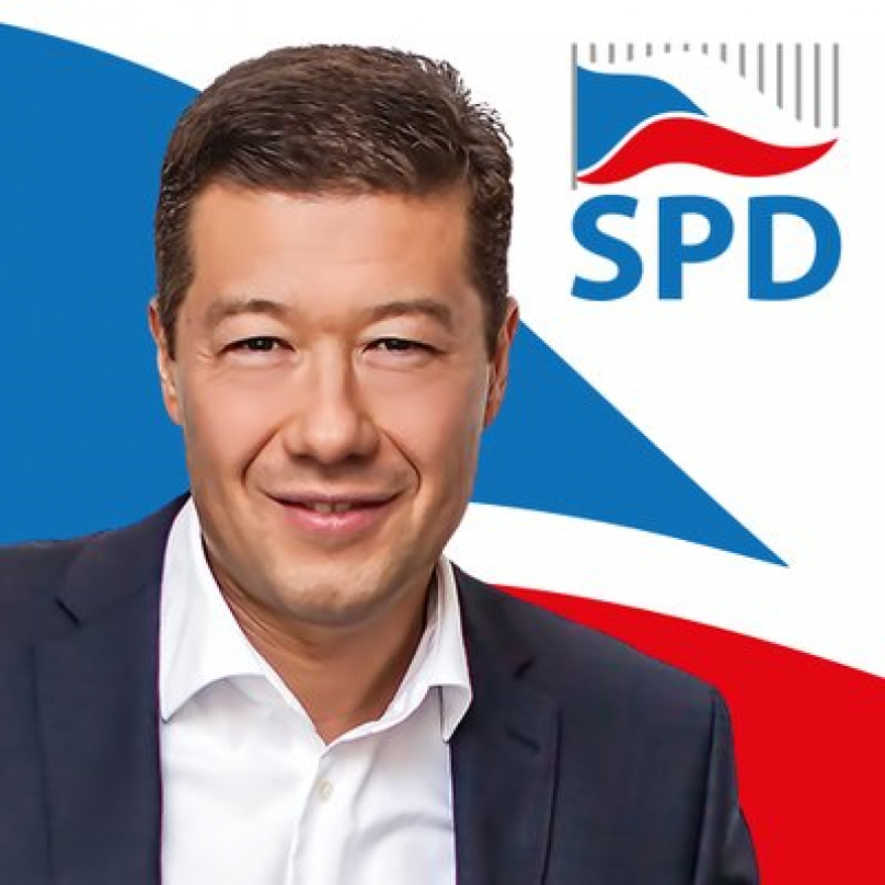 Ani Tomio Okamura už nedává příliš prostor pro fantazii