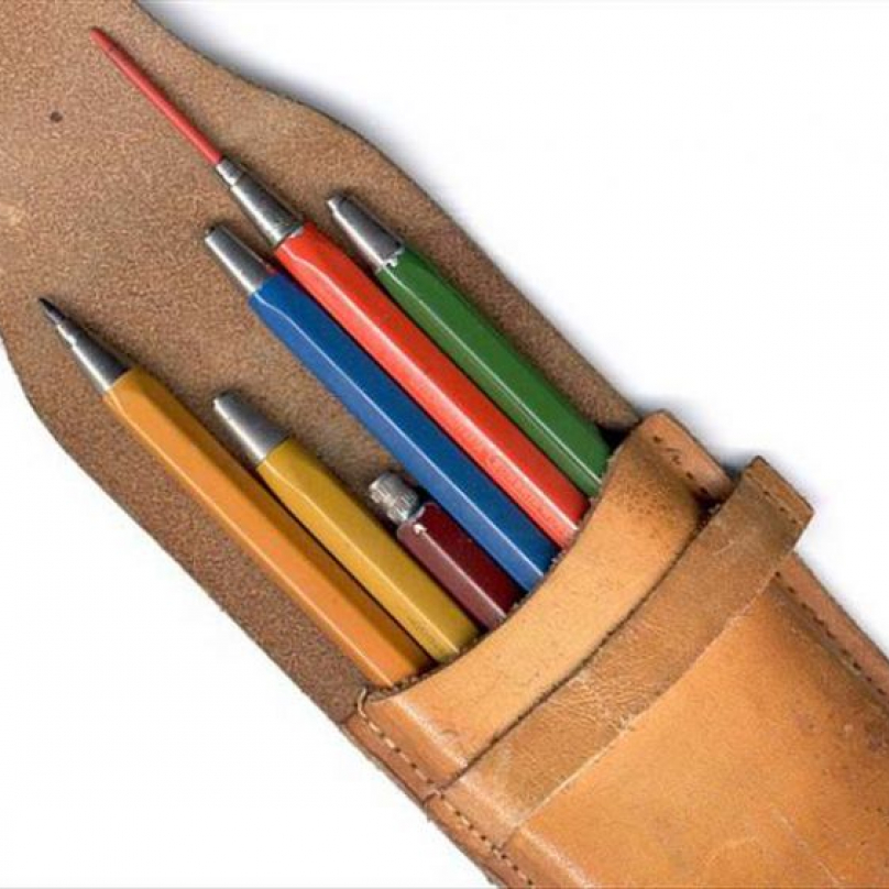 Verzatilka neboli mechanická padací tužka vznikla v roce 1950 v továrně Koh-i-noor. 