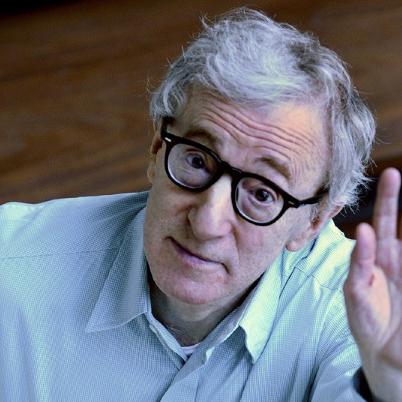 Levoruký režisér, scenárista a herec Woody Allen