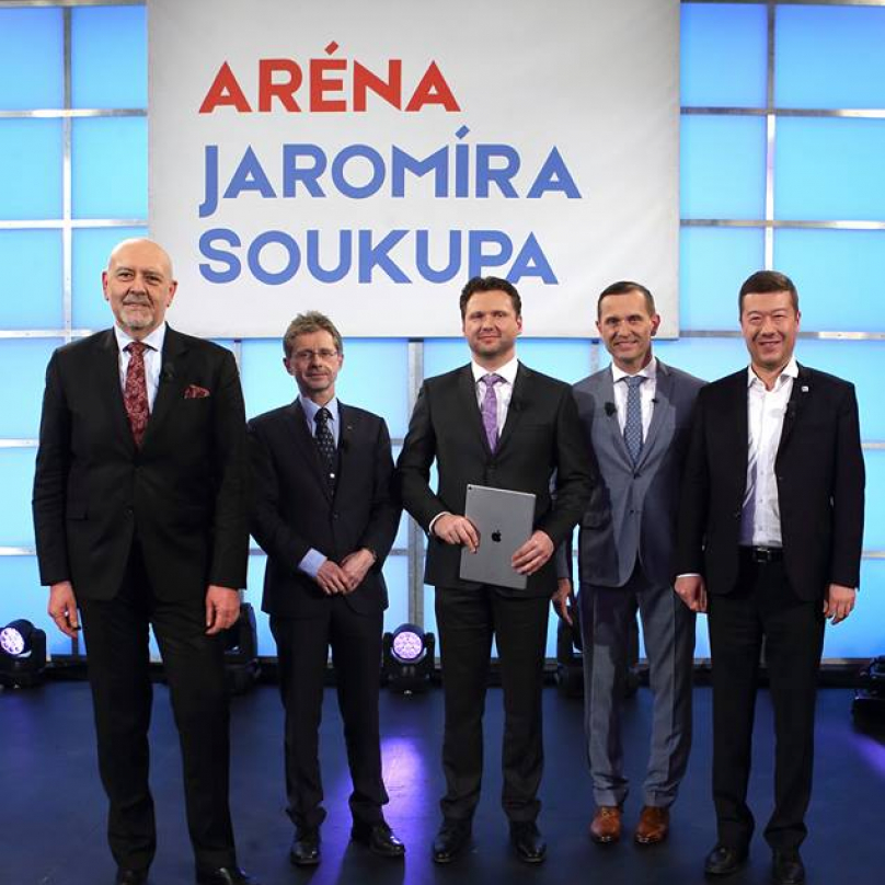 Masky fanoušků jsou k nerozeznání od originálu