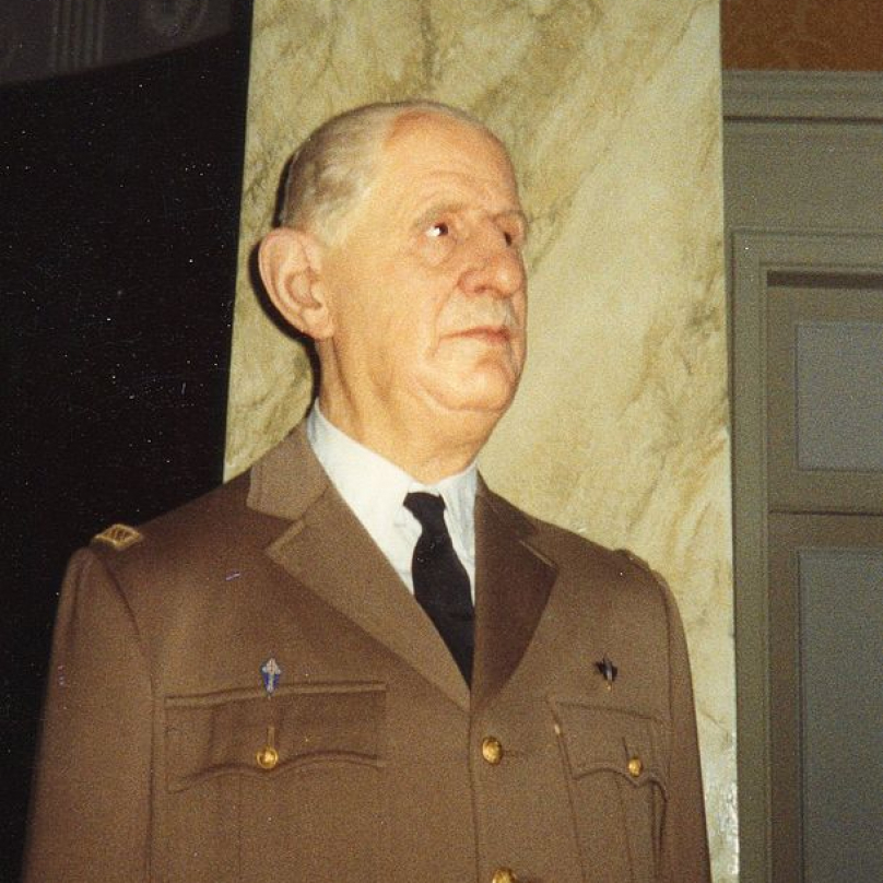 Charles de Gaulle: Francouzský prezident, který přežil 30 ...