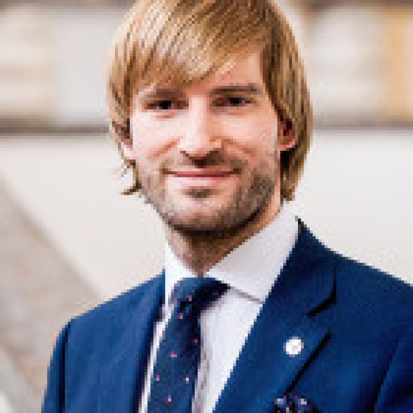 Ministr Zdravotnictvi Adam Vojtech Superstar