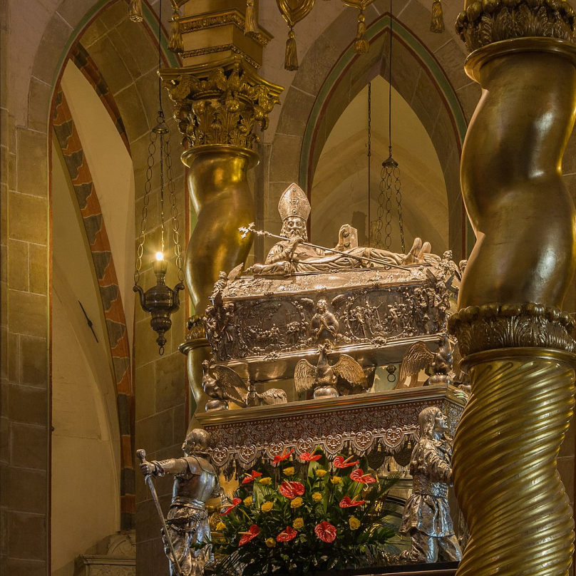 Relikviář sv. Vojtěcha v Hnězdně