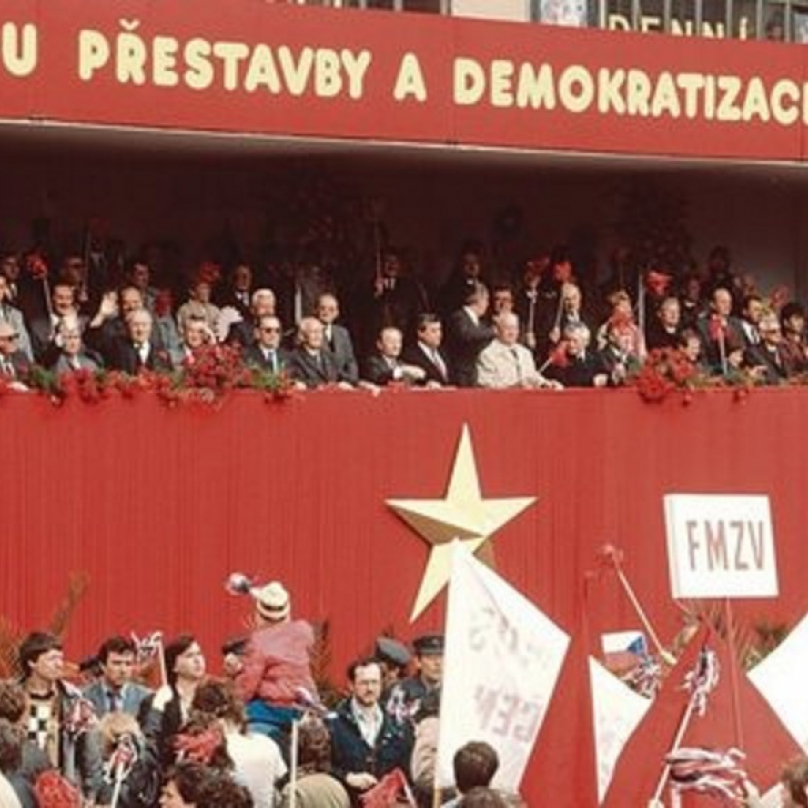 Komunistického teroru se Československo zbavovalo přes 40 let. Nedovolme nástup nové totality.