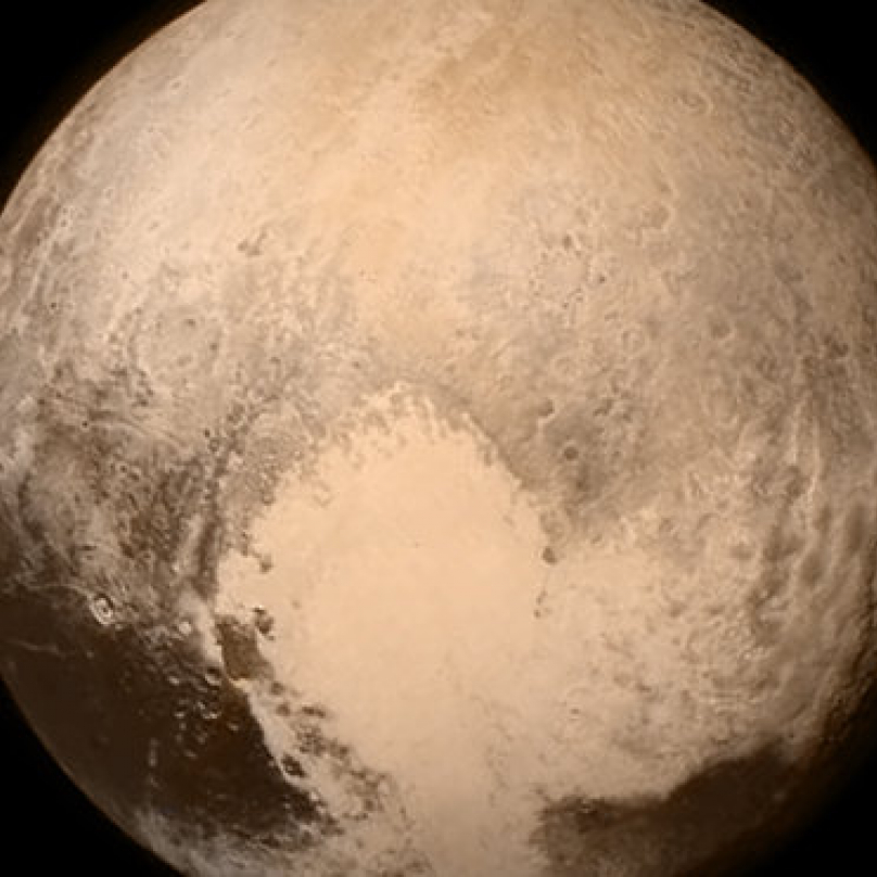 Díky sondě New Horizons se Pluto stalo nejpopulárnější bývalou planetou všech dob.