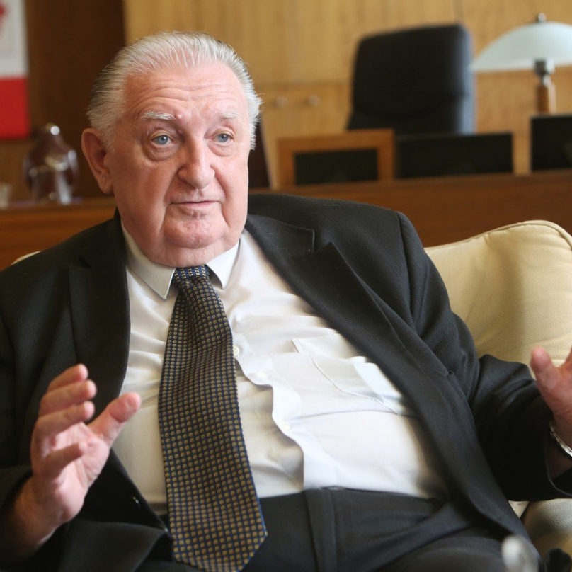 Senátor František Čuba nenavštívil více než 17 měsíců horní komoru Parlamentu.