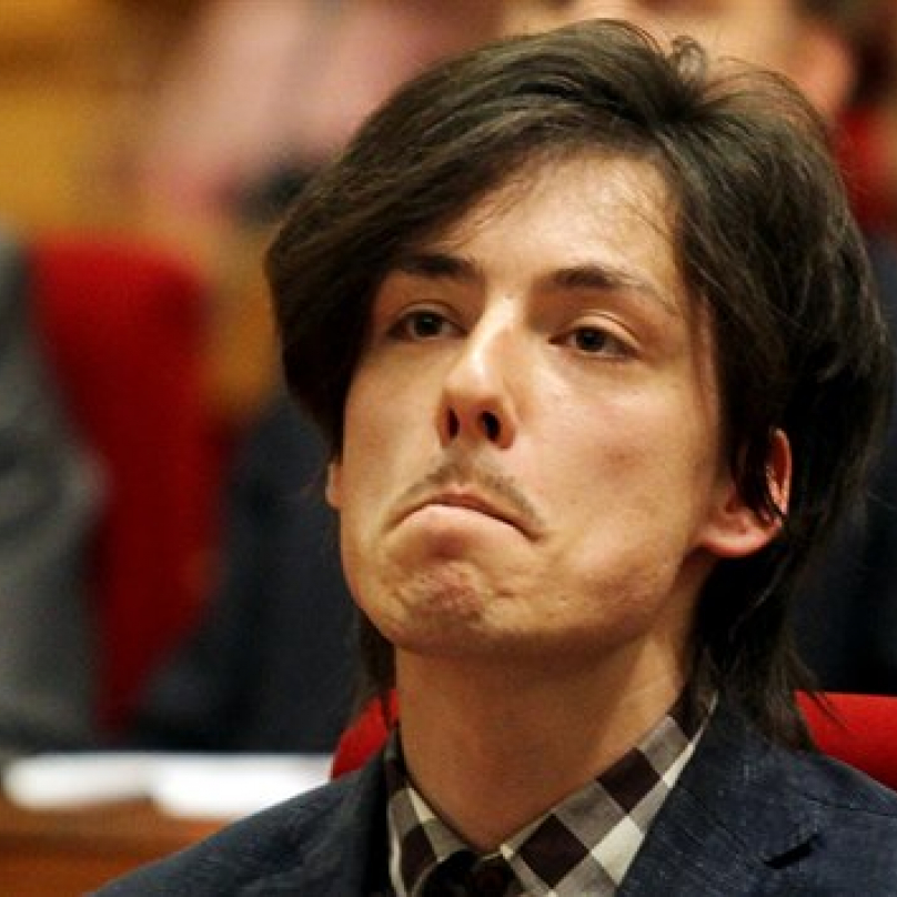 Matěj Stropnický v čele Zelených nedosáhl ani na 1,5 % a rezignoval. Ani komunisté se ze svého výsledku nemohou radovat.
