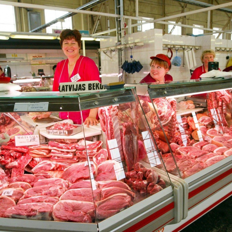 Masu a řeznickým i uzenářským produktům je věnována celá jedna hala