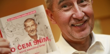Andrej Babiš neskrývá nadšení z toho, že jeho knížka opět vrátila děti ke čtení