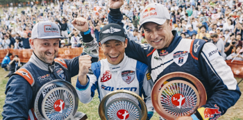 Zleva: 2. Petr Kopfstein, 1. Yoshihide Muroya, 3. Martin Šonka