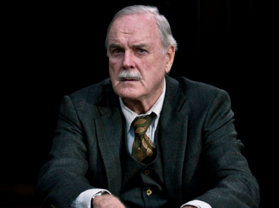 Než aby musel poslouchat nesmyslná osočování politicky korektních studentů, raději Cleese přednášek na univerzitách sám zanechal.