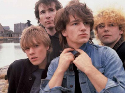 Na počátku byli spolužáci, kteří se rozhodli, že se proslaví jako kapela. A povedlo se jim to na výbornou.