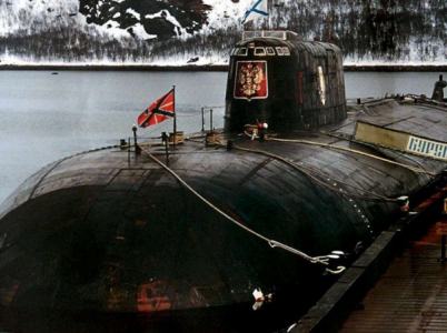 Kursk byl svého času jednou z největších ponorek na světě. Říkalo se o něm, že je nepotopitelný. To byl ale krutý omyl.