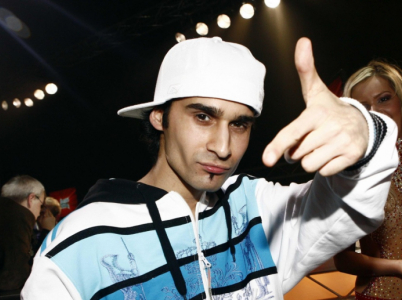 Pokud přemýšlíte, co udělal rapper Banga tak skvělého pro lidská práva a světový mír, pak vězte, že odešel ze sálu, když připitomělý Ortel přebíral ještě připitomělejšího Slavíka. To byste zvládli taky.