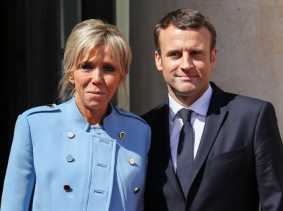 Brigitte a Emmanuel Macronovi jsou považováni za ideální manželský pár. Aby za to ale byla první dáma Francie placena, to už se Francouzům nelíbí.