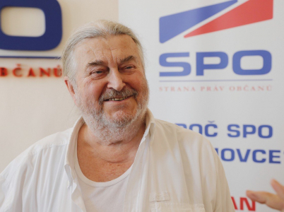 Volební lídr SPO František Ringo Čech si zaslouží vyhrát tak leda v krajském přeboru v trapnosti.