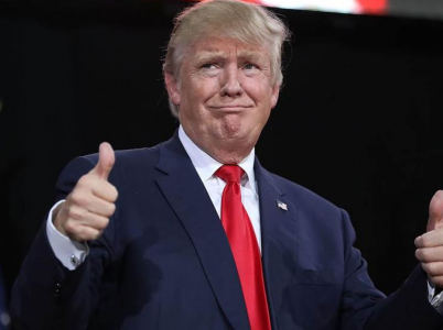 Trump je sice samolibý, ale na to udělovat sobě a své rodině prezidentské milosti není ani on dostatečně šílený.