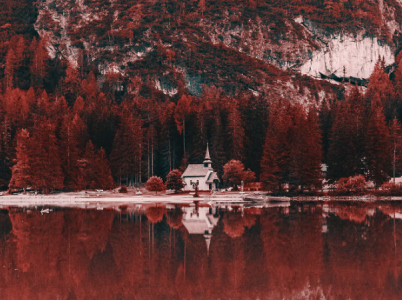 Davide Sasso se především věnuje Tritanopii, postižený neumí vnímat modrou barvu.