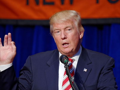 Donald Trump slíbil, že lidem právo nosit zbraně nevezme.