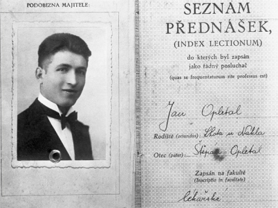 Jan Opletal pocházel z osmi dětí a z malého města, přesto se dostal do Prahy na studia, zvolil si medicínu.
