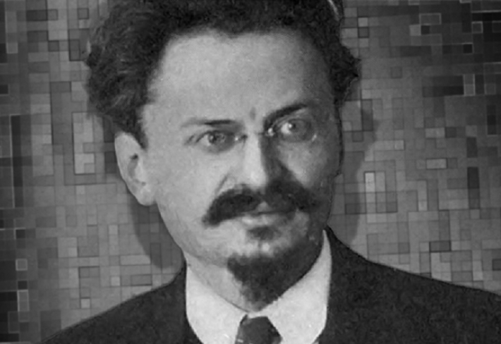 Lev Davidovič Trockij, komunista, který prohrál mocenský souboj se Stalinem a na jeho rozkaz byl zavražděn cepínem.
