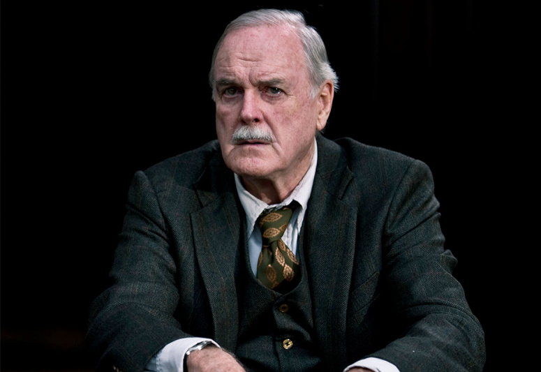 Než aby musel poslouchat nesmyslná osočování politicky korektních studentů, raději Cleese přednášek na univerzitách sám zanechal.