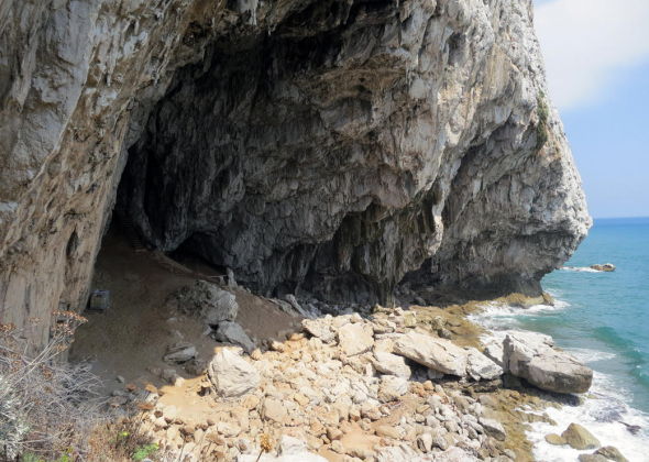 5. Gorhamova jeskyně neandrtálců, Gibraltar