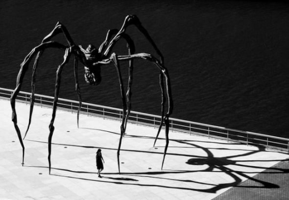 10# PAVOUK od Louise Bourgeois (Tokyo, Japonsko)