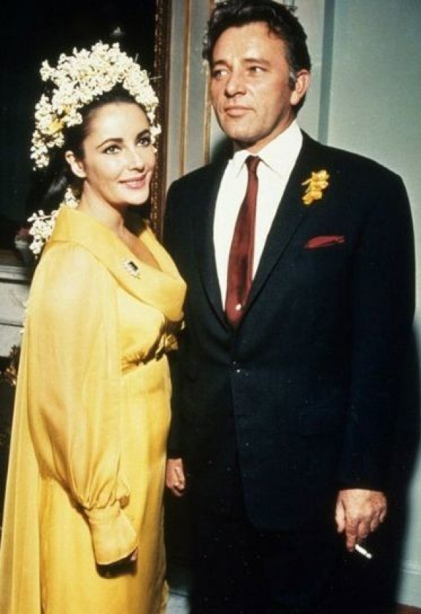 Elizabeth Taylor a Richard Burton (1964)