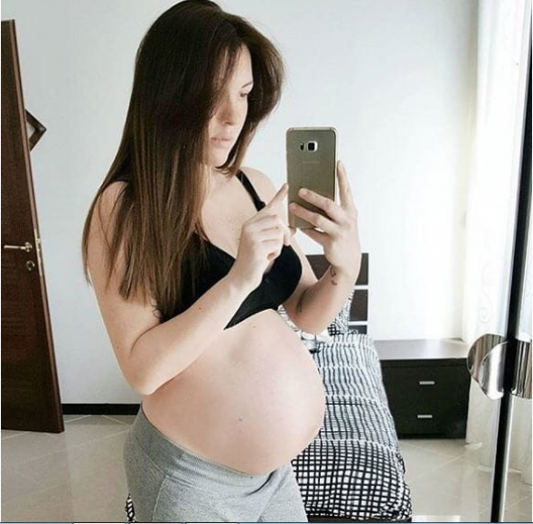 Selfie vyfocené v 35 týdnů těhotenství.