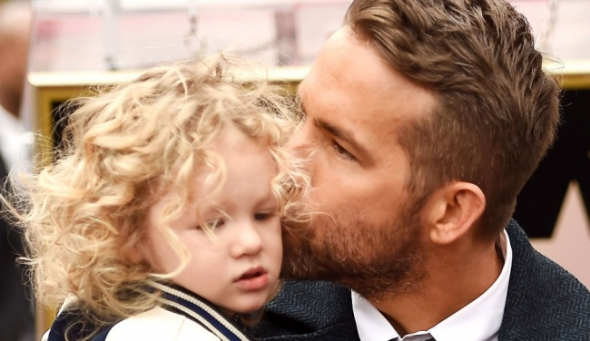 Ryan Reynolds a jeho dcera James