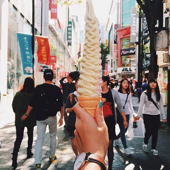 8. 32 cm vysoký kornout zmrzliny, Korea